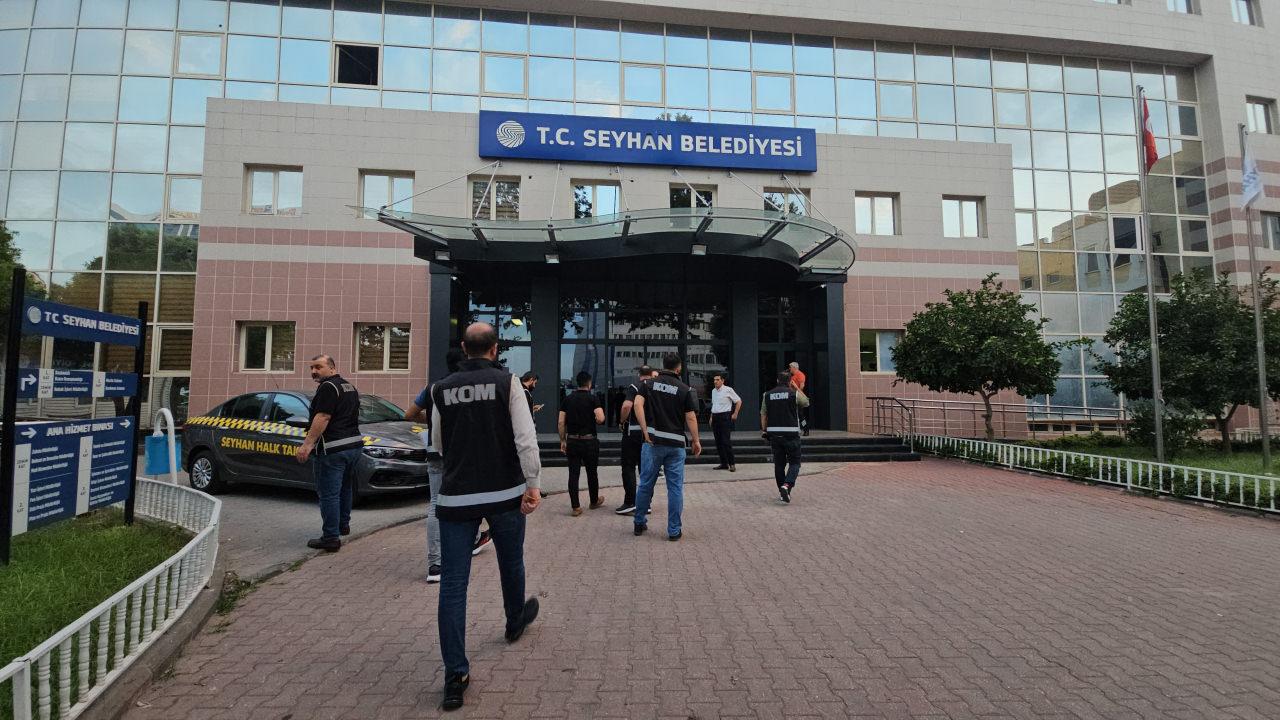 Son dakika: Adana'da Seyhan ve Çukurova belediyelerine eş zamanlı baskın!