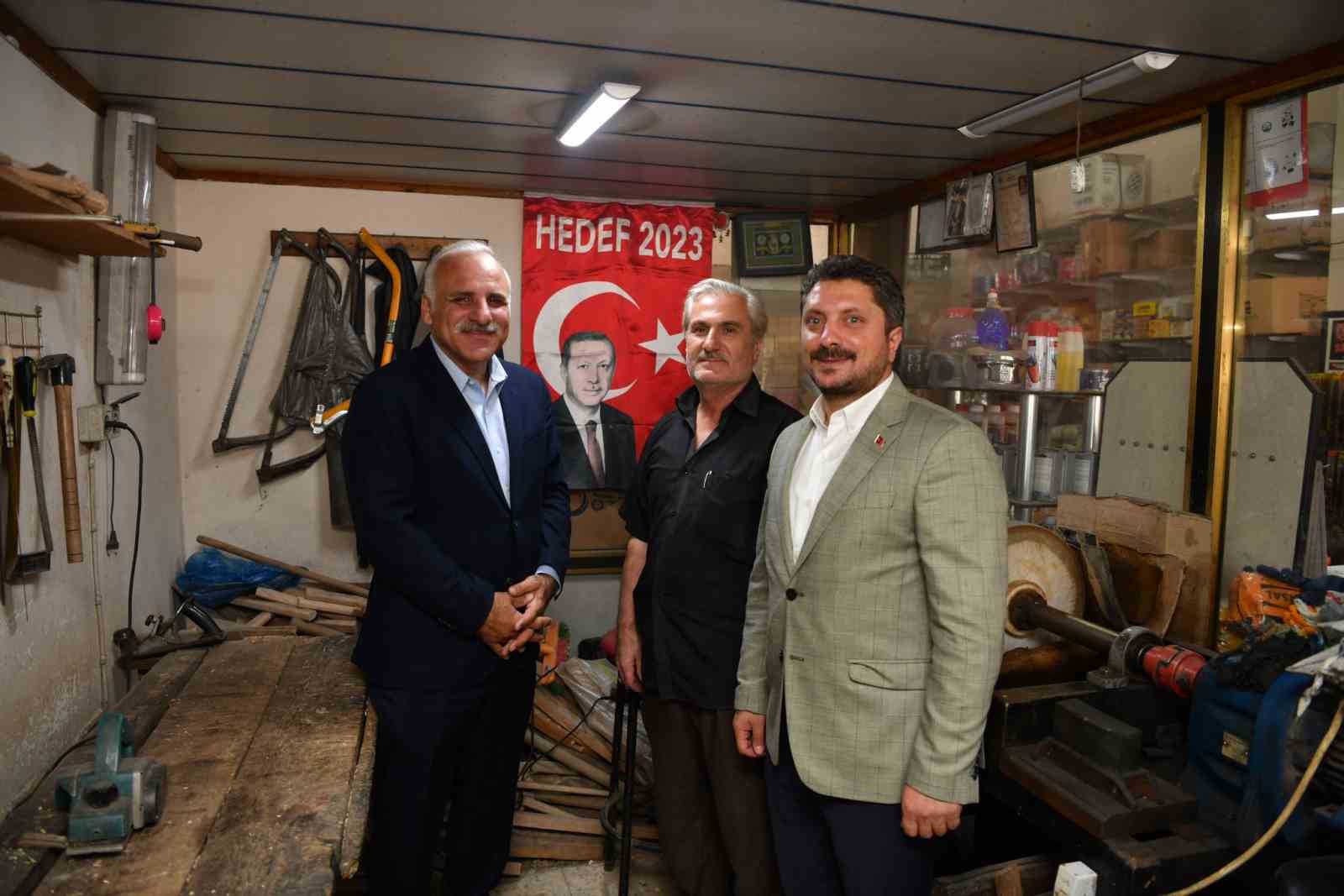 Başkan Zorluoğlu Yomra’da esnaf ve vatandaşlarla buluştu