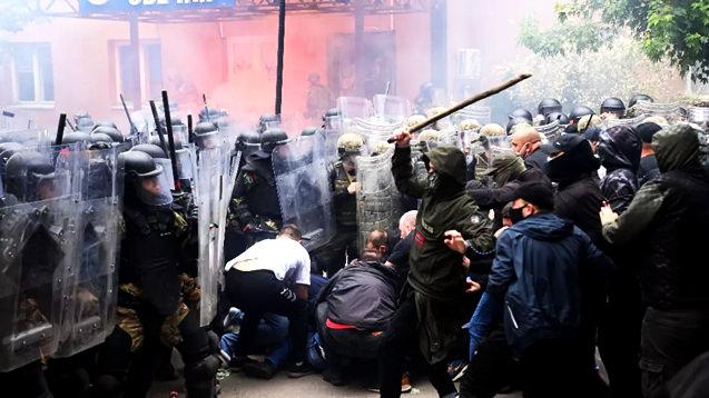 Sırbistan birliklerini sınıra yığdı! ABD'den Sırbistan'a çağrı: Derhal geri çekilin!