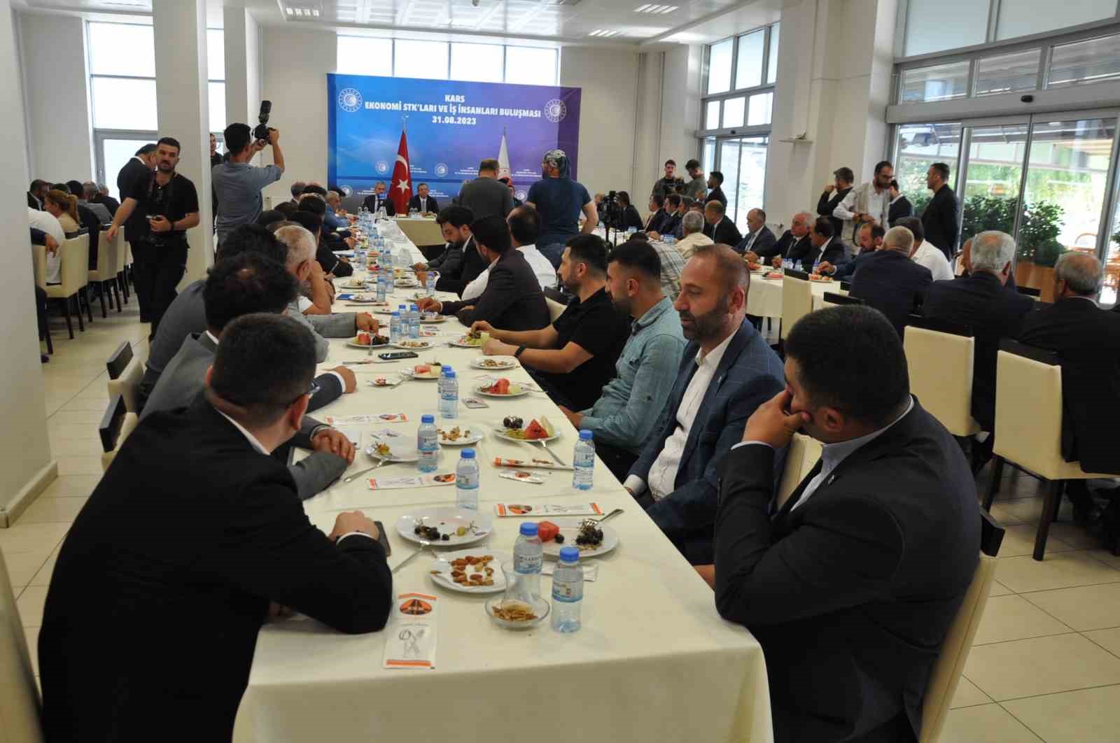 Bakan Bolat’tan küçük esnafa kredi müjdesi