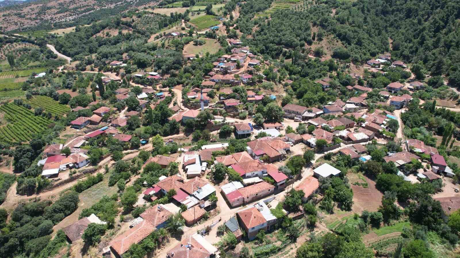 Yağmurlar’ın 13 milyonluk yatırımında üstyapı çalışmaları devam ediyor
