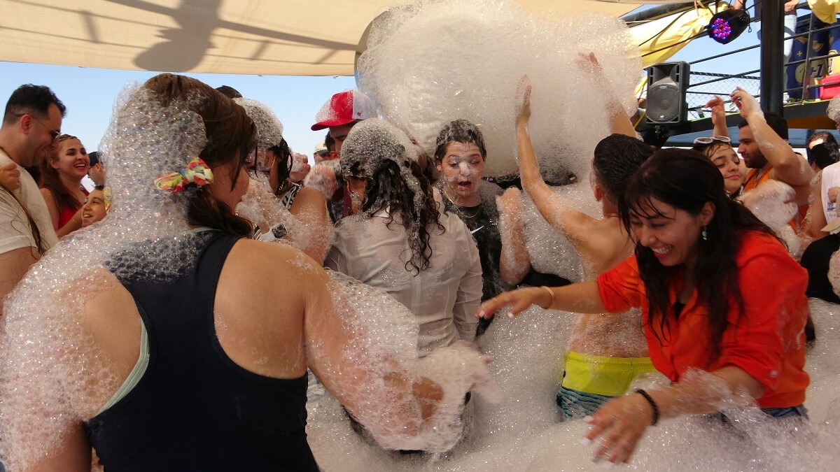 AGD’den İranlılara sert tepki: İranlılar ahlaki erozyona yol açıyor