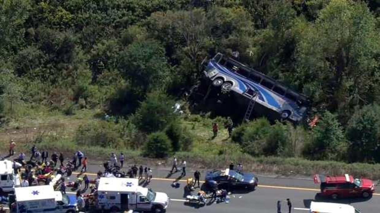 ABD’de öğrenci otobüsü şarampole uçtu: 2 ölü, 5 yaralı