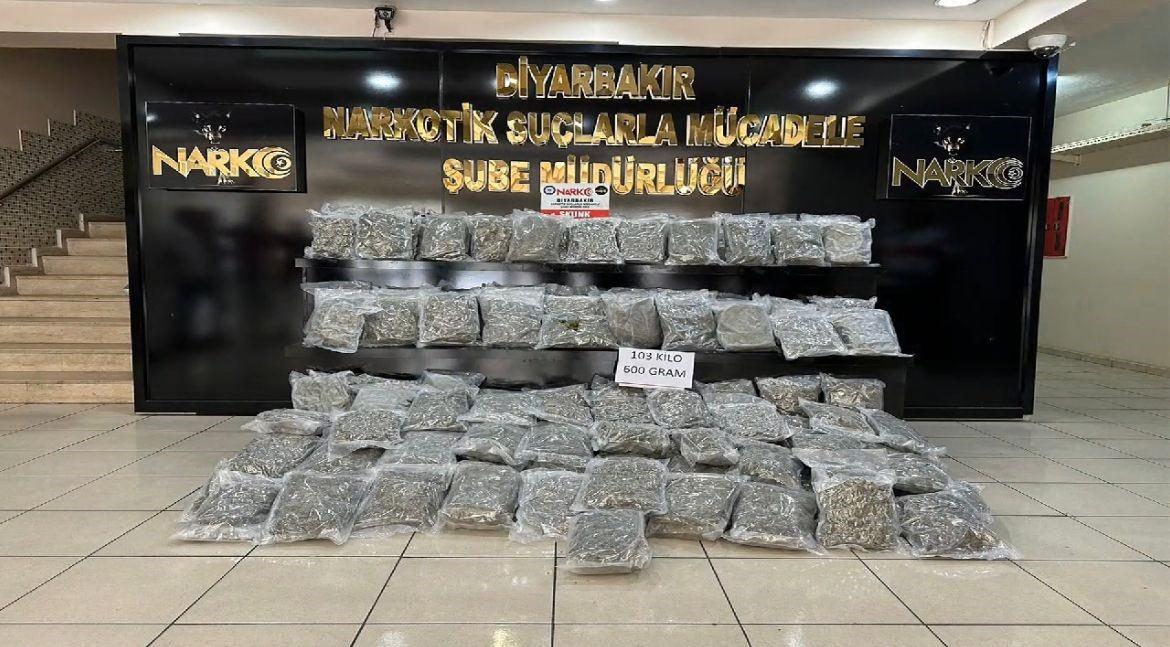 Diyarbakır'da uyuşturucu tacirlerine göz açtırılmadı: 10 tutuklama