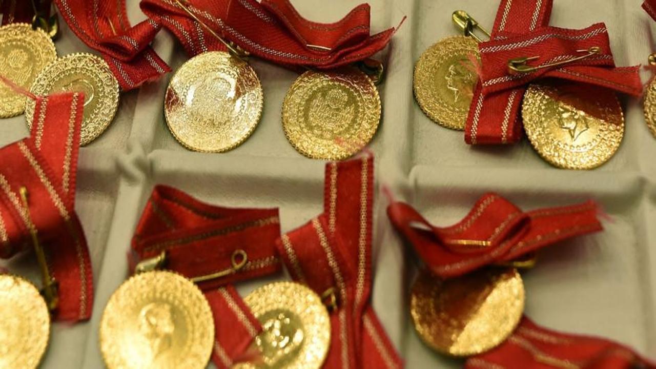Altın fiyatlarında sürpriz hareketlilik! Gözler dolarda