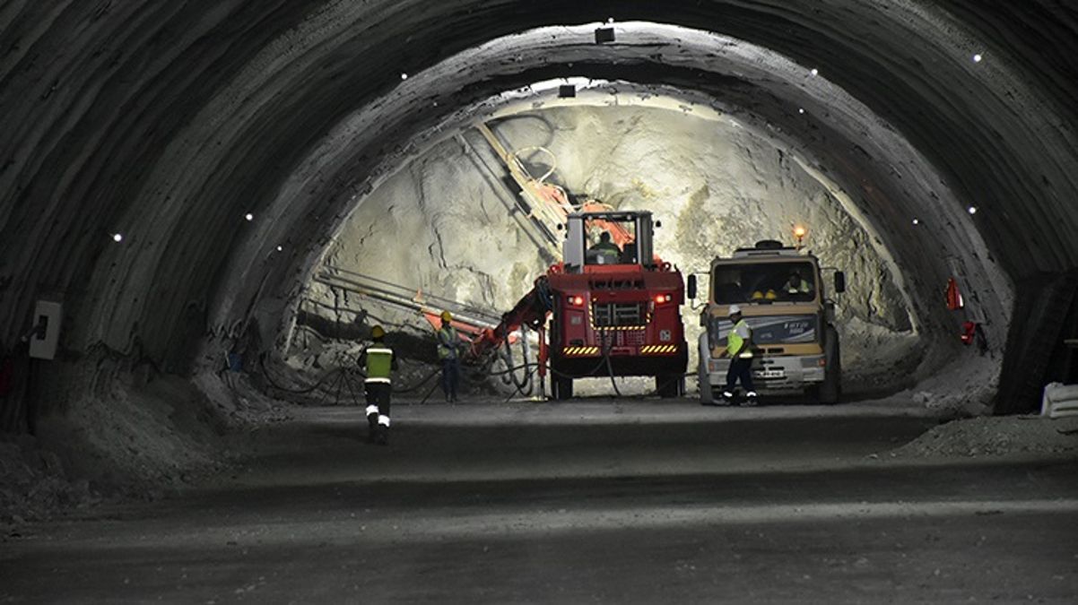 Ankara-İzmir Hızlı Tren Hattı ile 2 şehir arasındaki seyahat süresi 3 saat 30 dakikaya inecek