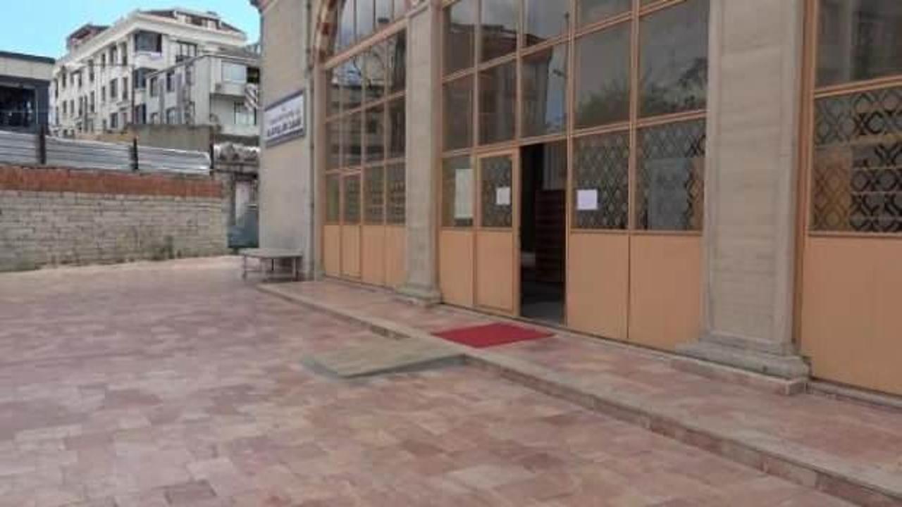 Arnavutköy’de cami cemaati avluda bebek buldu