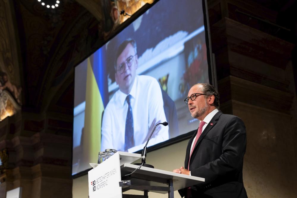 Ukrayna: “Rusya’ya ait insansız hava araçları Romanya topraklarına düştü”