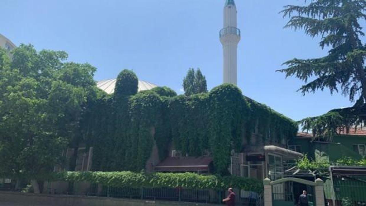 CHP’li belediye gözünü meşhur camiye dikti! “Alkollü mekanlar için yıkılmak isteniyor”