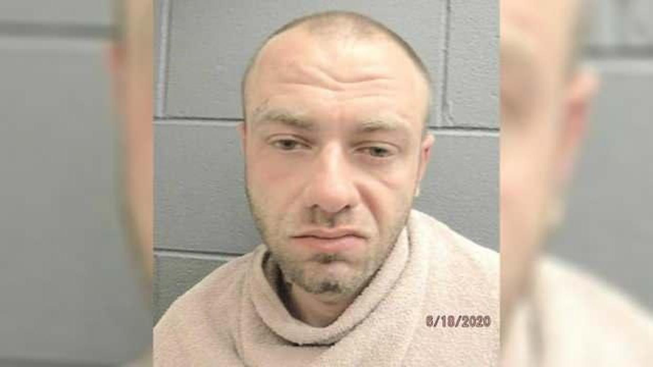 Cinayet işlerken yanlışlıkla kendi sesini kaydeden katil yakayı ele verdi