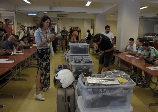 İETT'ye ait toplu taşıma araçlarında unutulan eşyalar açık artırmayla satıldı
