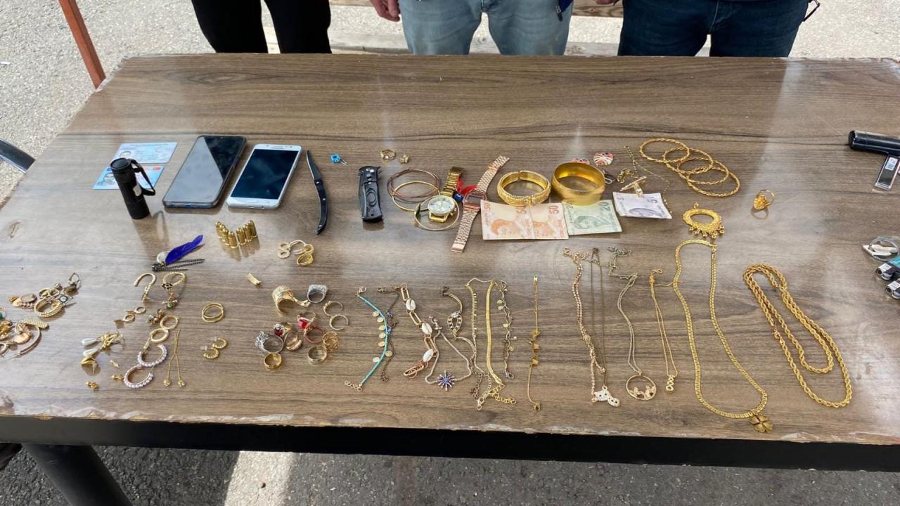 Diyarbakır’da depremde boşaltılan binalarda hırsızlık yapanlara operasyon: 10 gözaltı