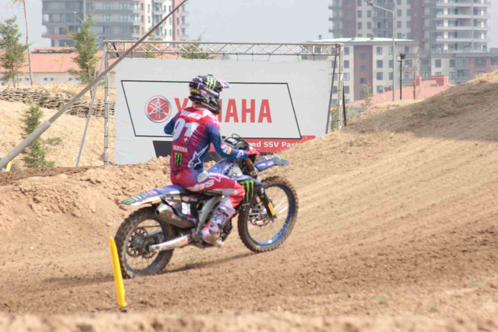 MXGP heyecanı sıralama yarışlarıyla başladı