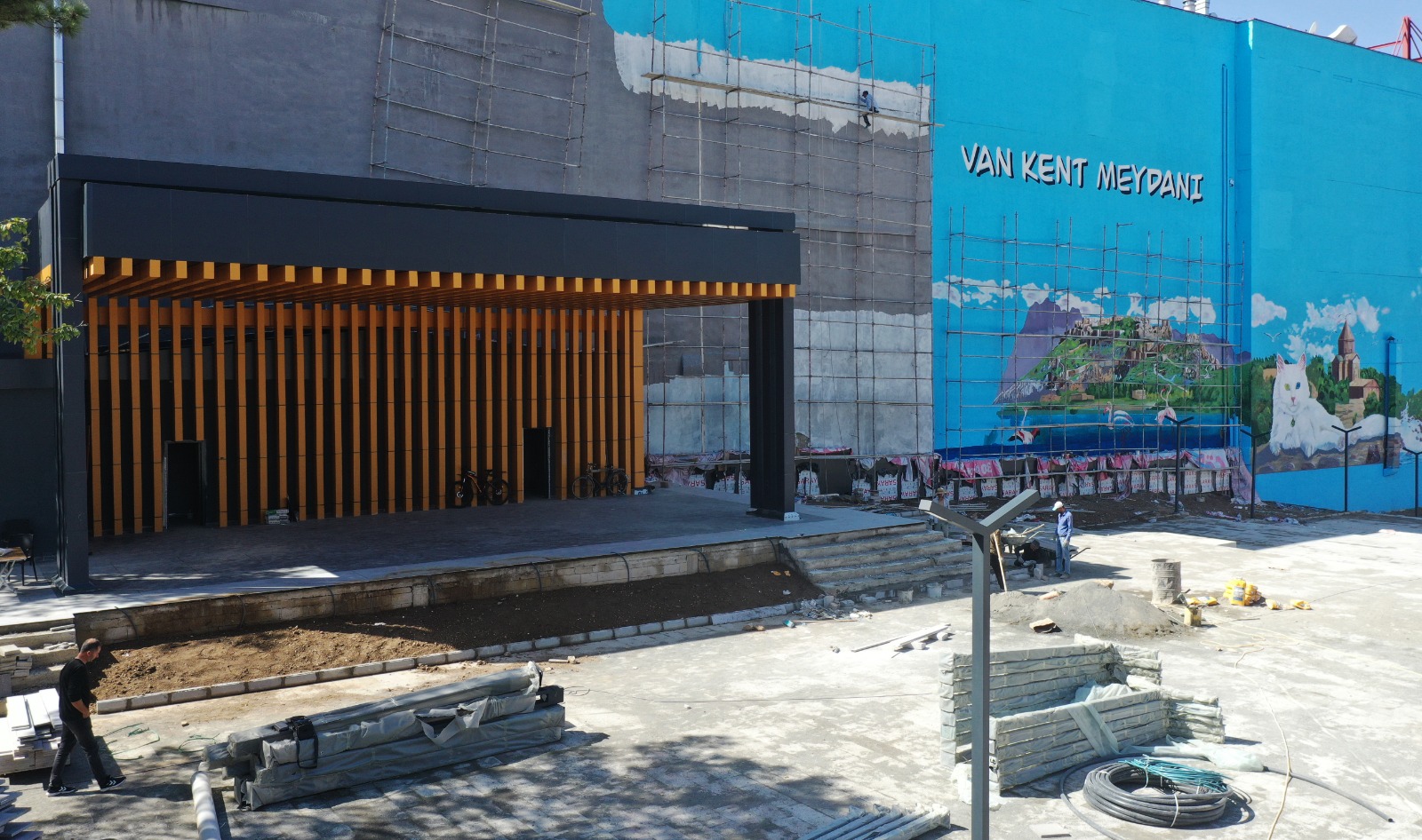 Van Kent Meydanı açılış için gün sayıyor