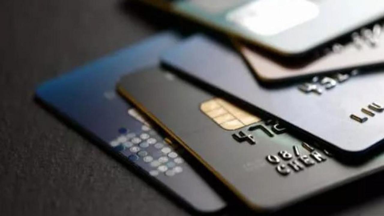 Kredi kartı kullananlar dikkat! Faiz oranı değişiyor