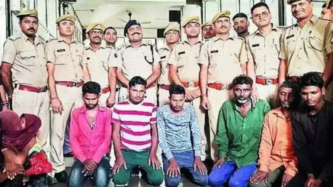 Küçük kıza tecavüz edip diri diri kimyasalla yakmışlar