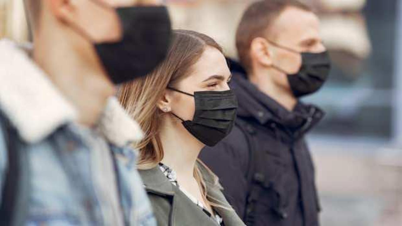 Maskeli günler geri mi dönüyor? Eris varyantıyla ilgili açıklama