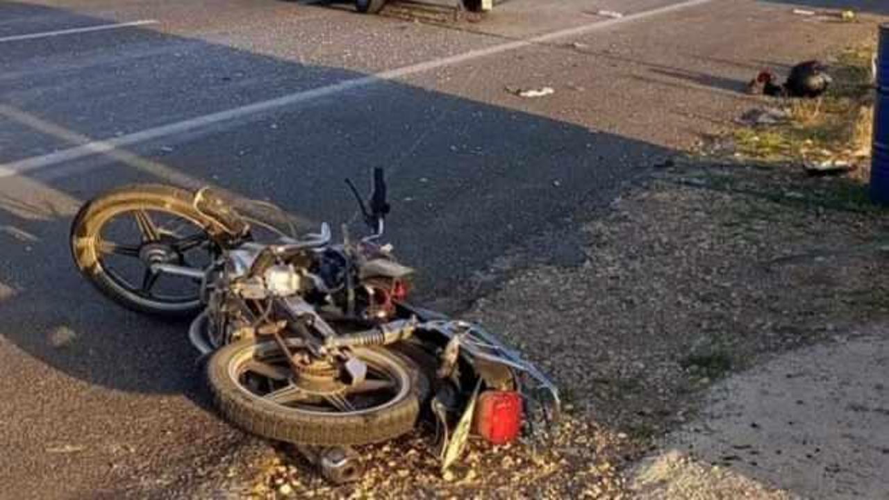 Mersin’de feci kaza: Otomobille çarpışan motosikletin sürücüsü öldü!