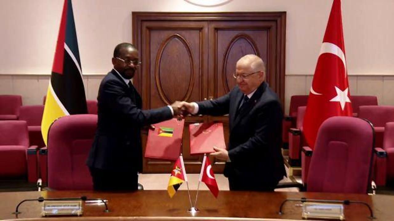 Milli Savunma Bakanı Güler, Mozambikli mevkidaşı Chume ile görüştü