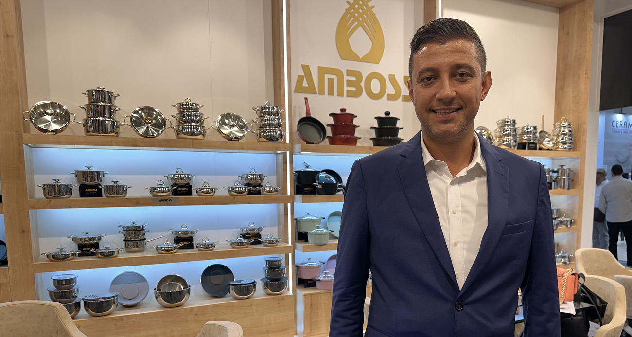 ZUCHEX fuarında tencerelerle bateri şovu