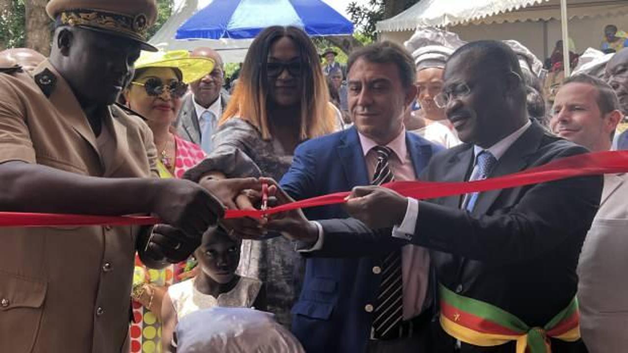 TİKA, Kamerun’da El Sanatları Merkezi ve Kadın Evi inşa etti