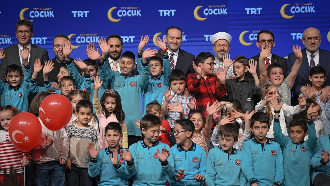 TRT ve Diyanet’ten Türkiye’de bir ilk! TRT Çocuk Diyanet yayına başladı