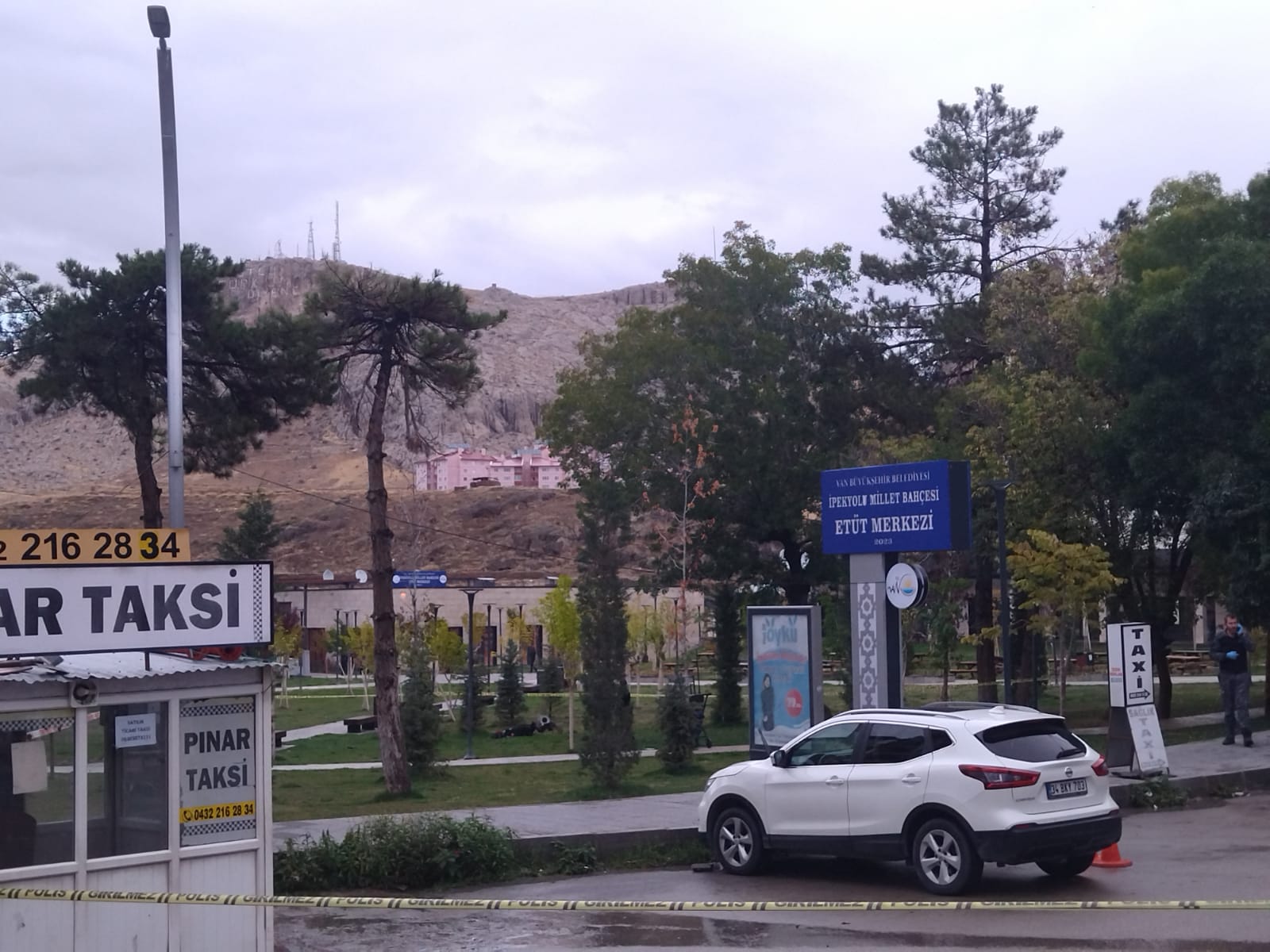 Van’da şüpheli çanta fünye ile patlatıldı