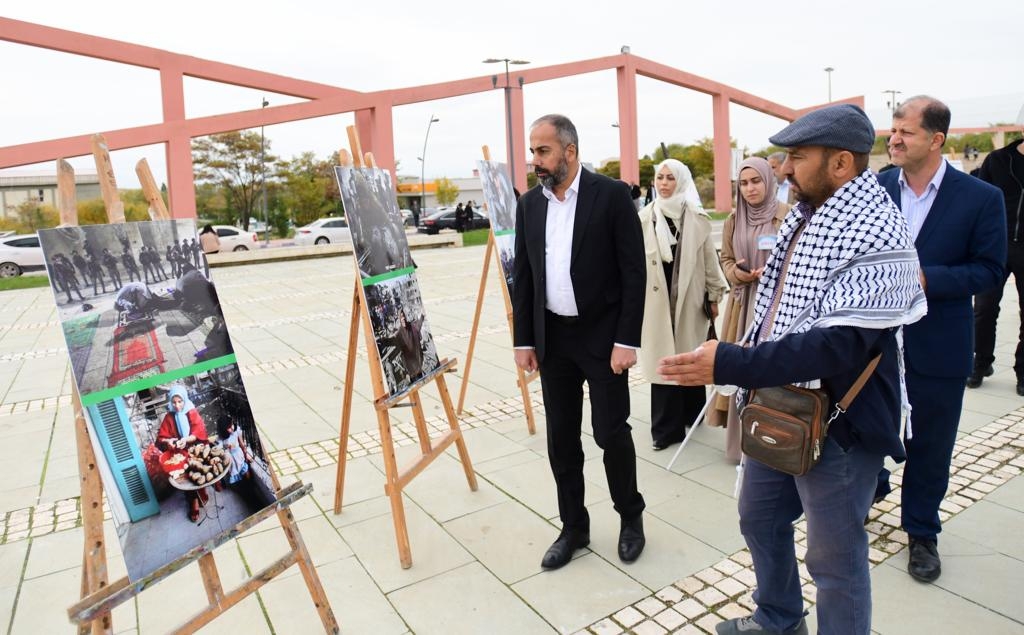Van YYÜ’de Gazze’de için kermes ve sergi