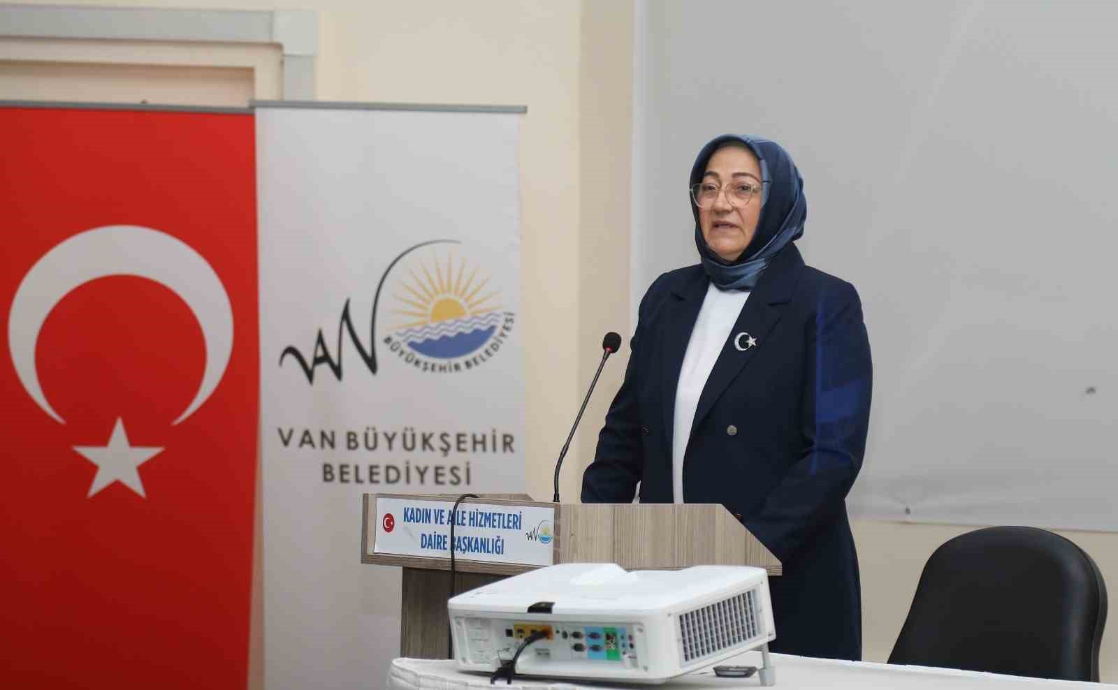 Vanlı kadınlar Filistin için dua etti