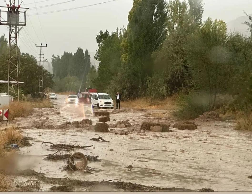 Son dakika: Birçok il sarı ve turuncu kodla uyarıldı! Samsun'da okullar tatil edildi...