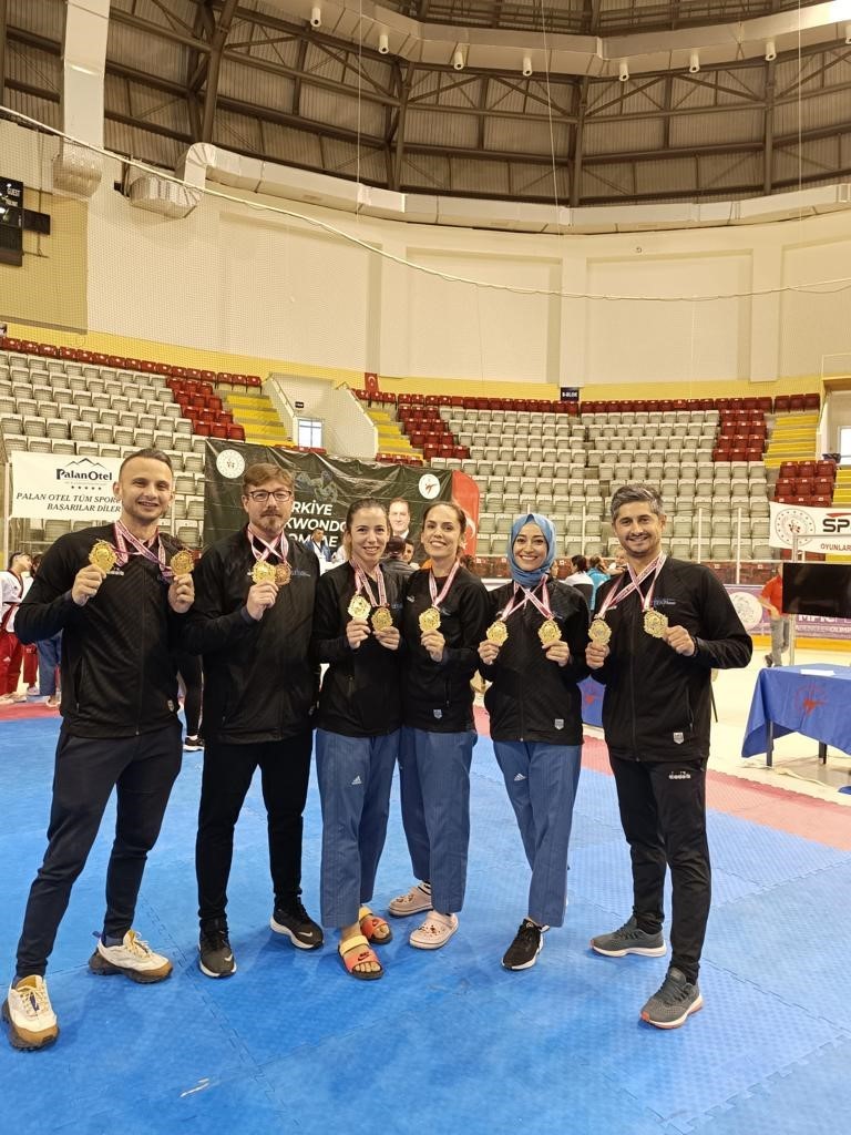 Bozüyüklü sporcular Erzurum’da destan yazdı