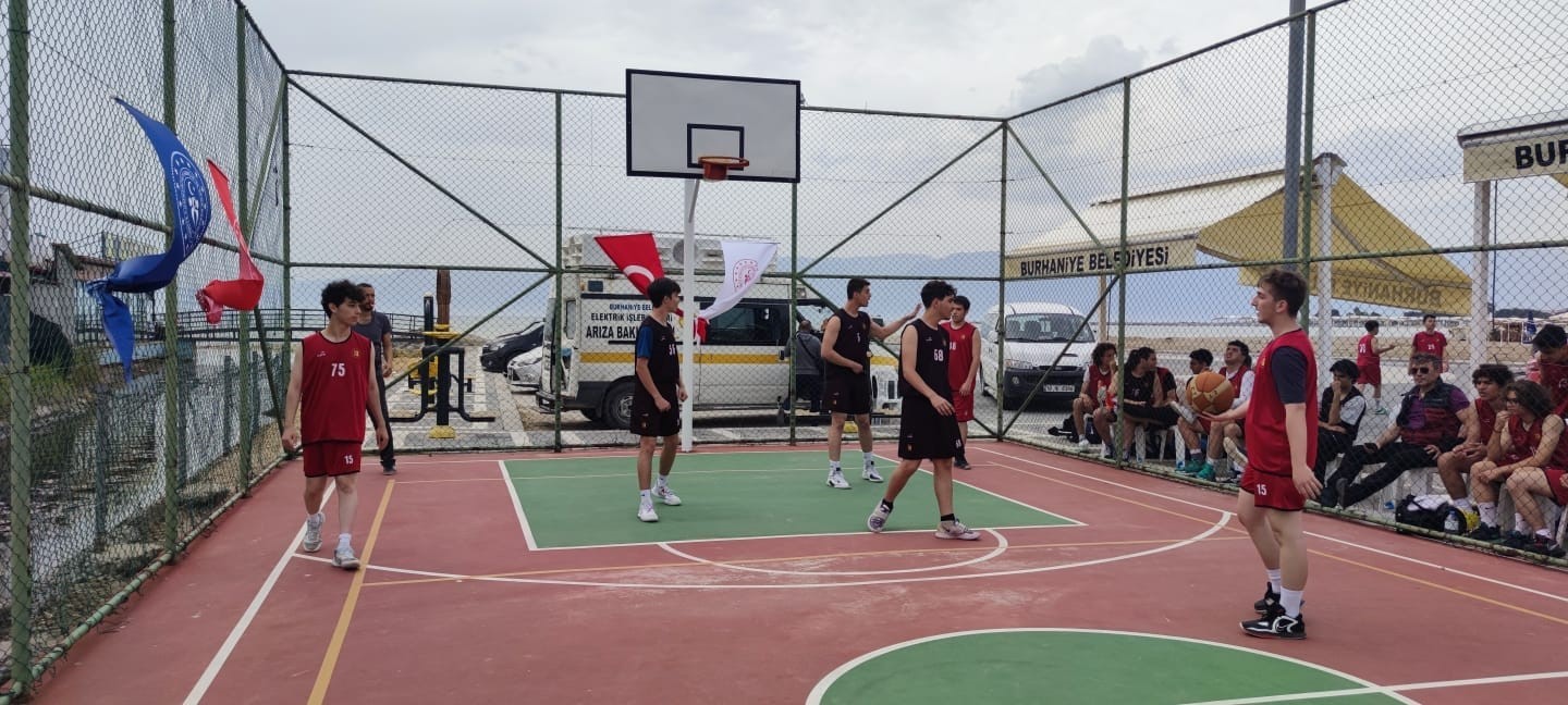 Burhaniye’de 100.Yıl hazırlıkları başladı