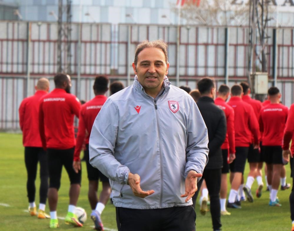 Samsunspor’da, ’Futbol Direktörlüğü’ne Fuat Çapa getirildi