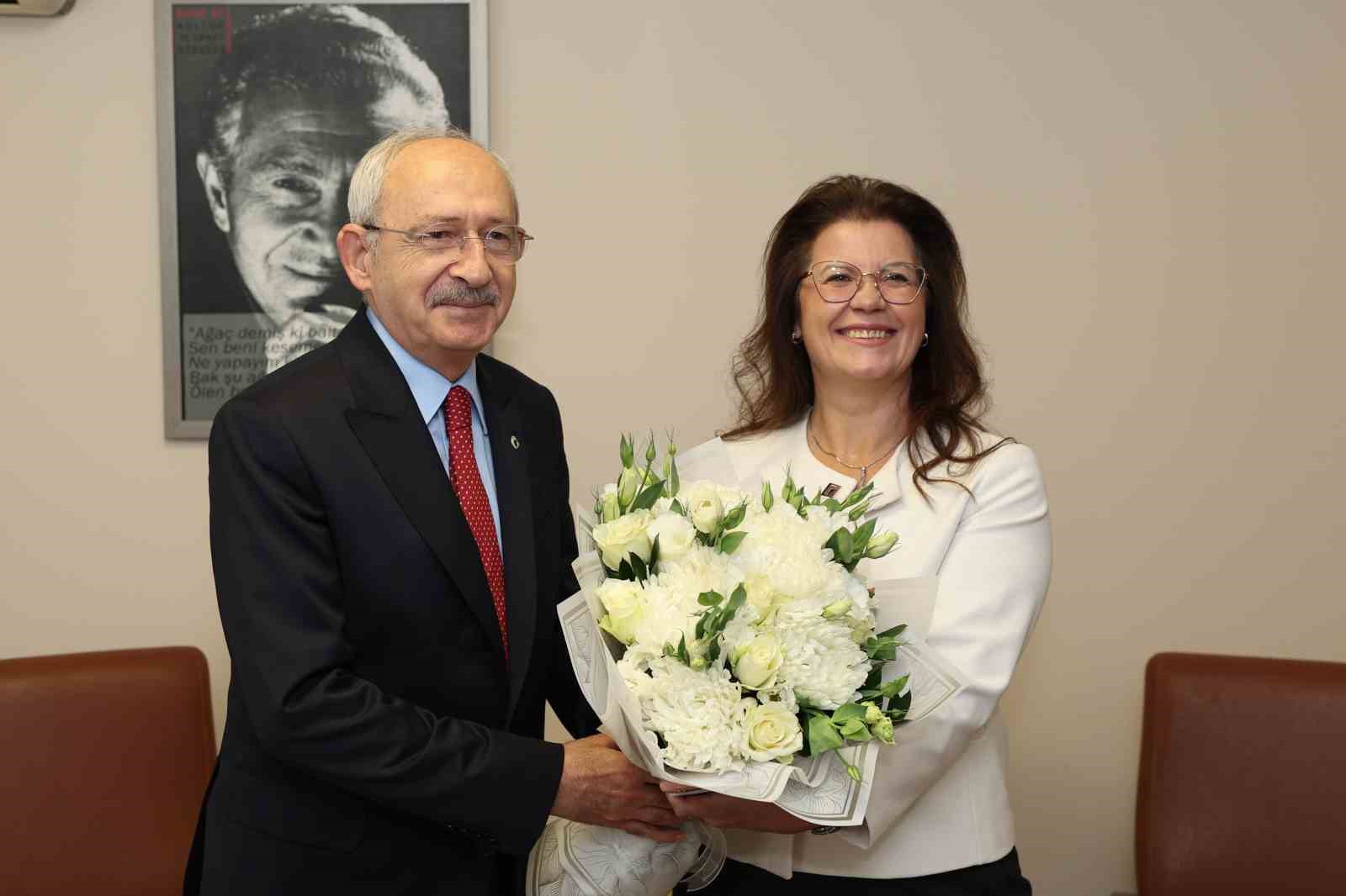 Kılıçdaroğlu: “Meclis başkanı yeni anayasa talebi ile de başka amaçlarla da gelebilir”