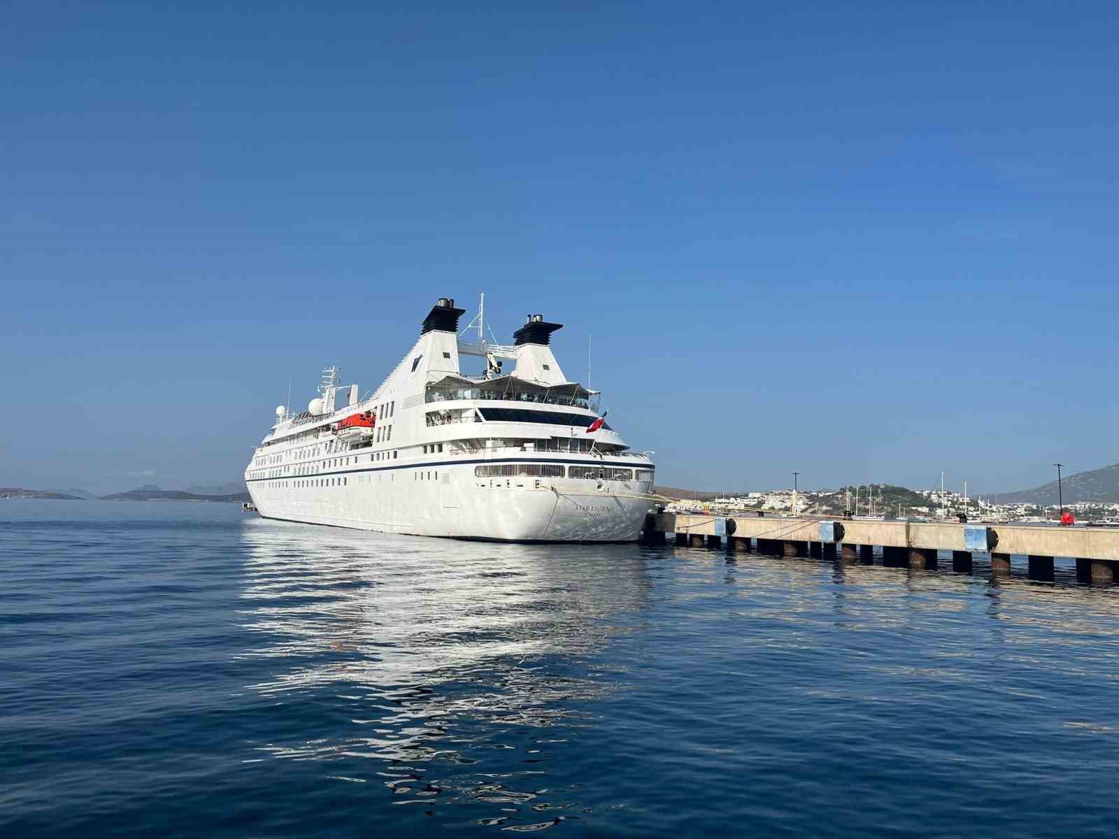 Star Legend, Bodrum’a 259 yolcu getirdi