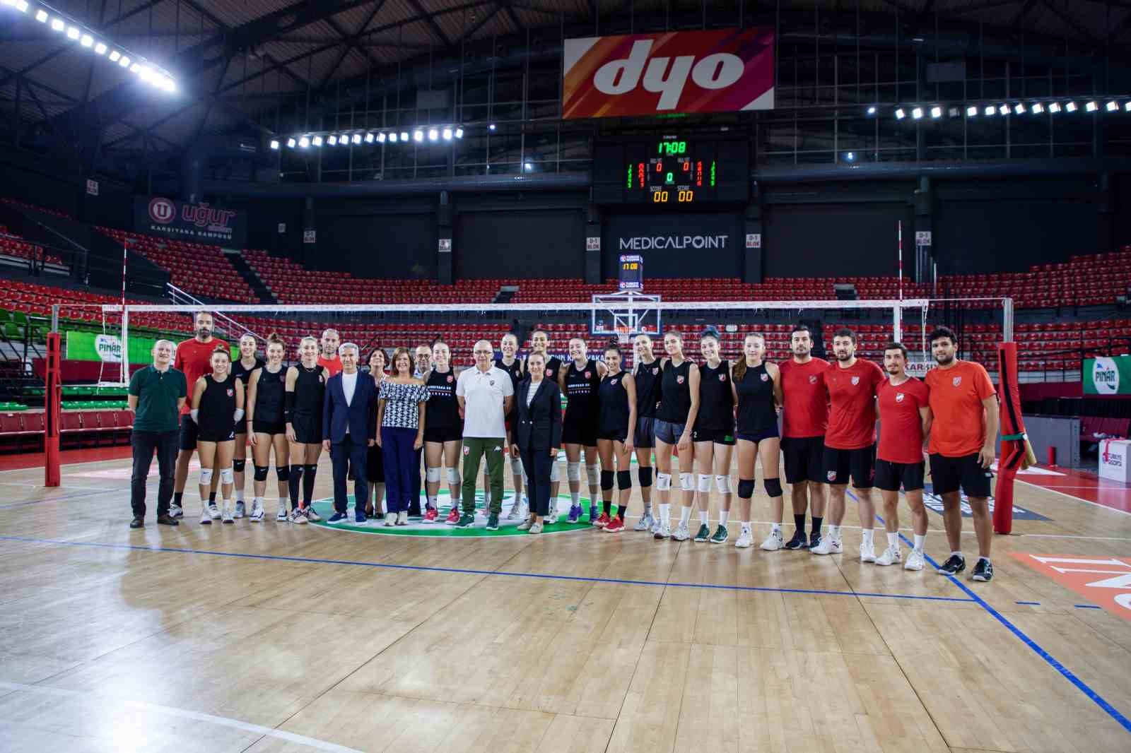 Karşıyaka Medical Point’ten kız çocuklarına özel bilet kampanyası