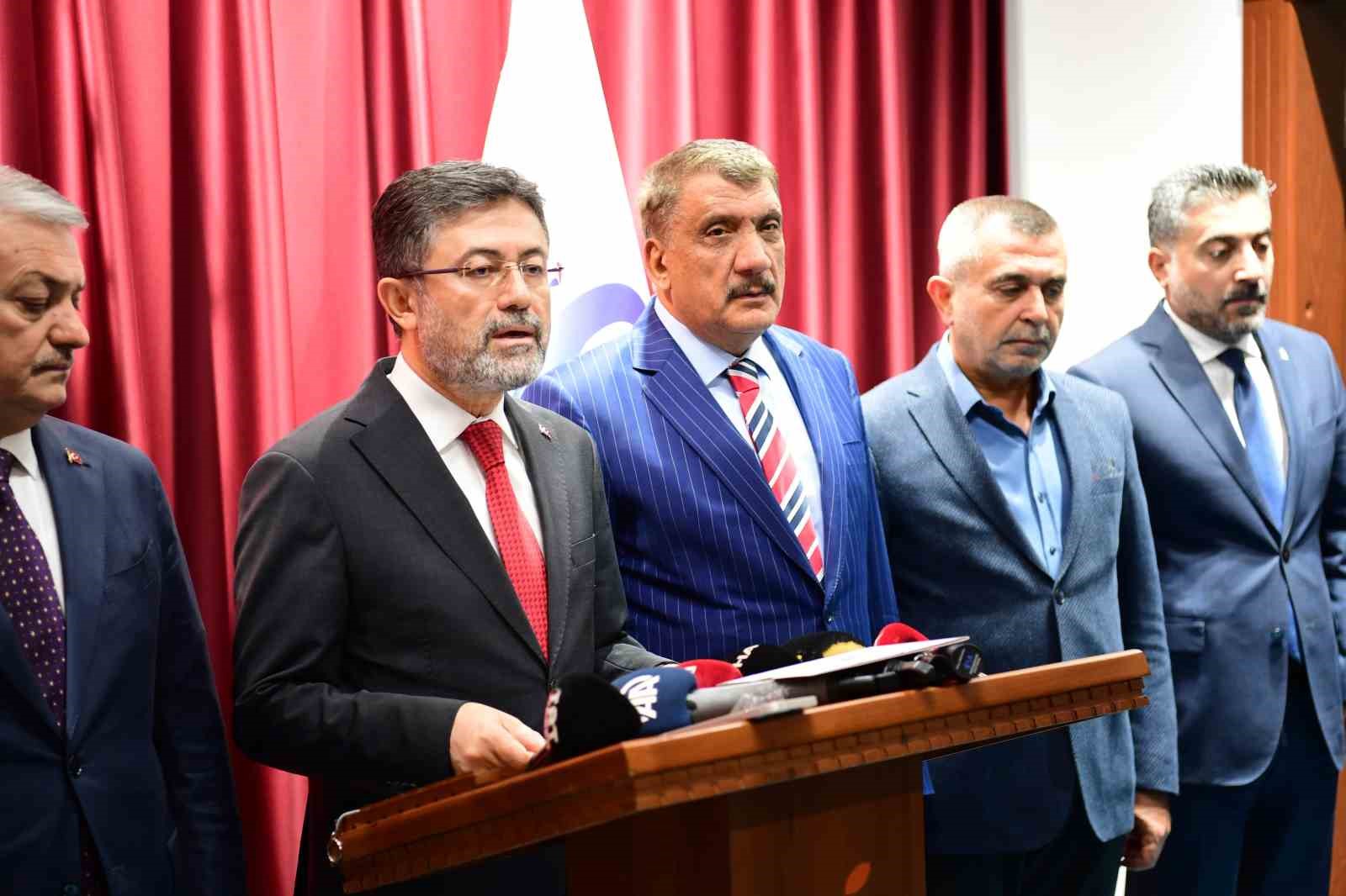 Tarım ve Orman Bakanı Yumaklı’dan çiftçilere müjde