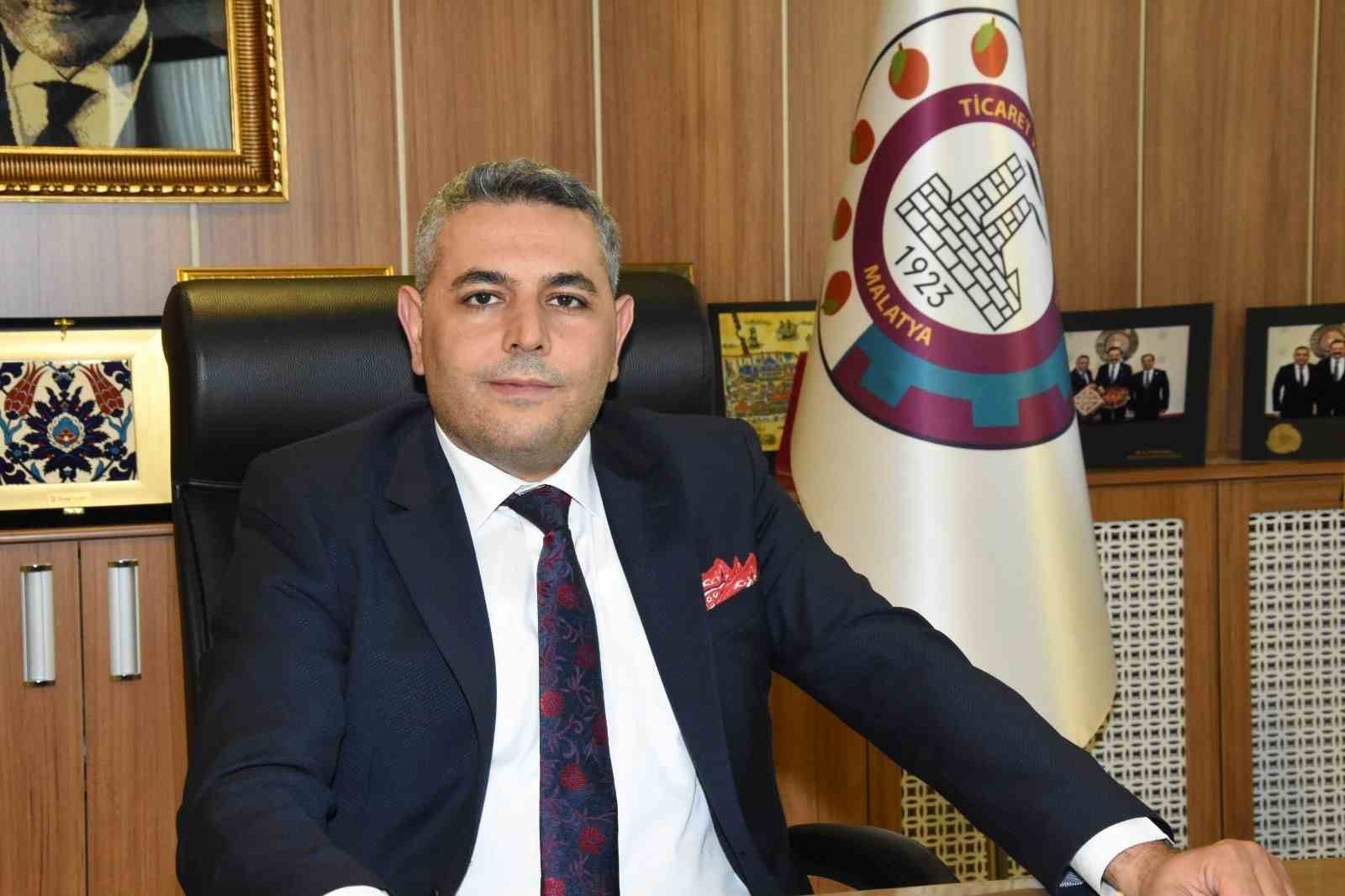 Sadıkoğlu:  “Depremzede vatandaşımızın aklında yaşam kaygısı var”