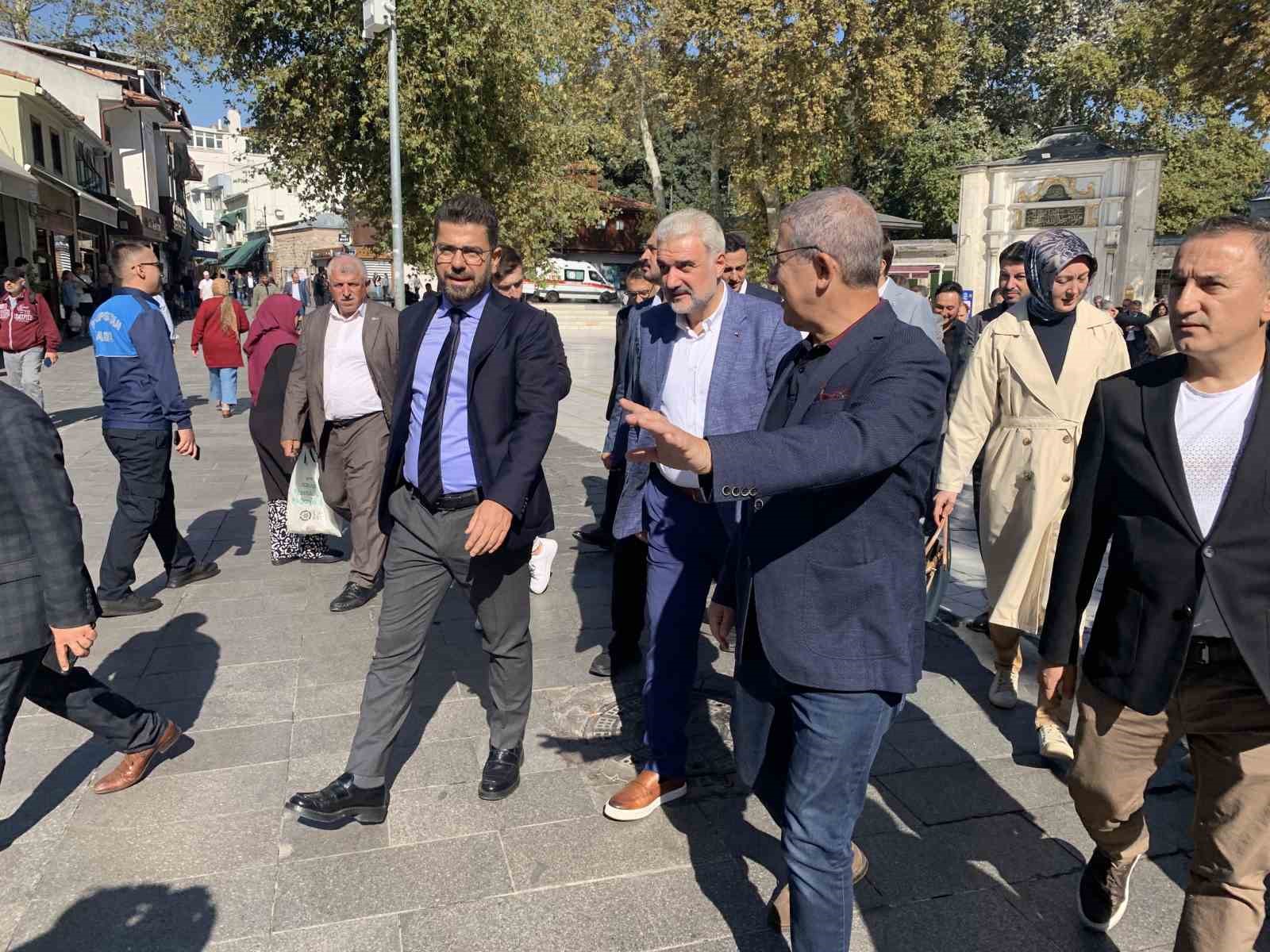 AK Parti İstanbul İl Başkanlığı, Eyüpsultan’da vatandaşlarla buluştu