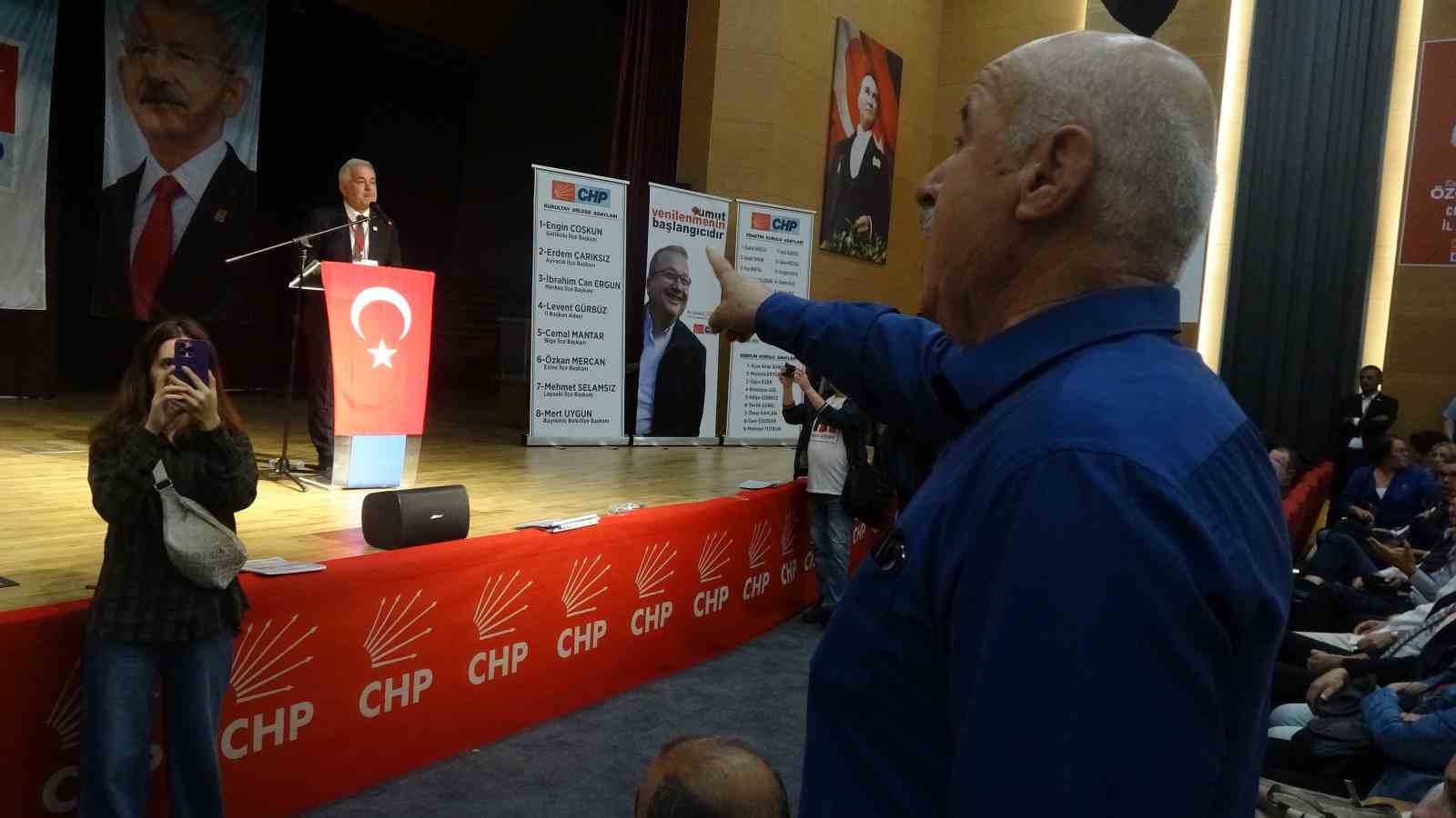 CHP’nin Çanakkale İl Kongresi’nde gergin anlar yaşandı