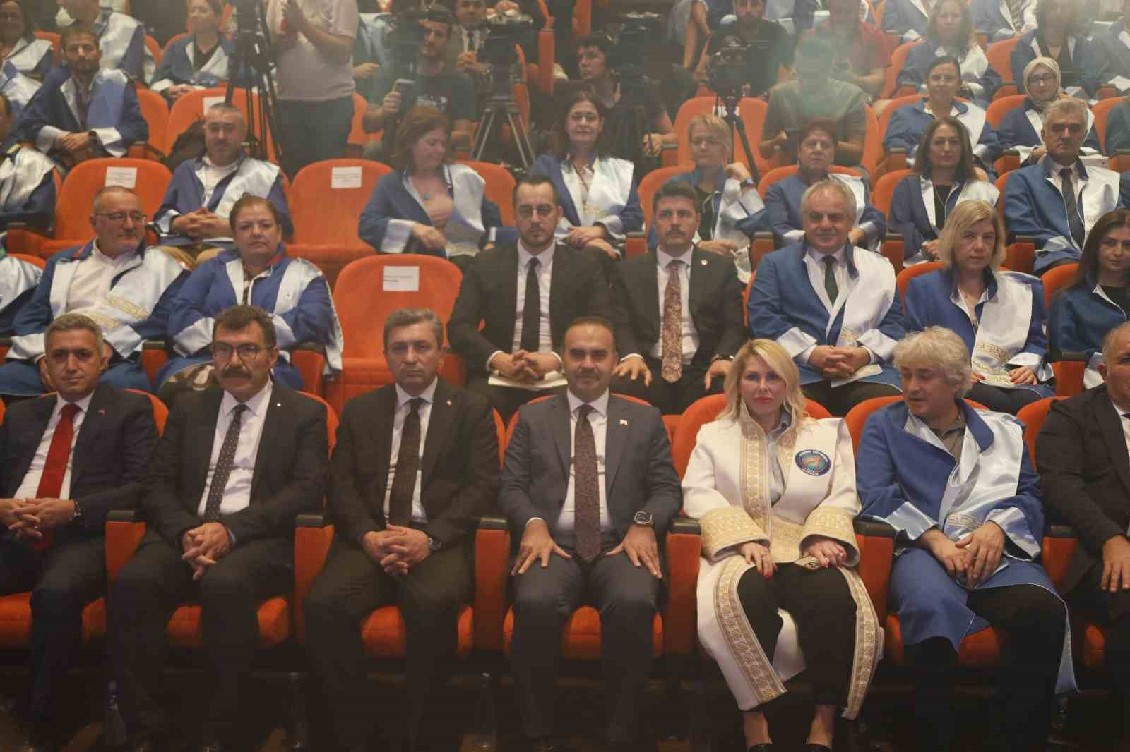 Bakan Kacır: “Hibrit roket teknolojisini ticarileştirme fırsatı yakalayacağız”