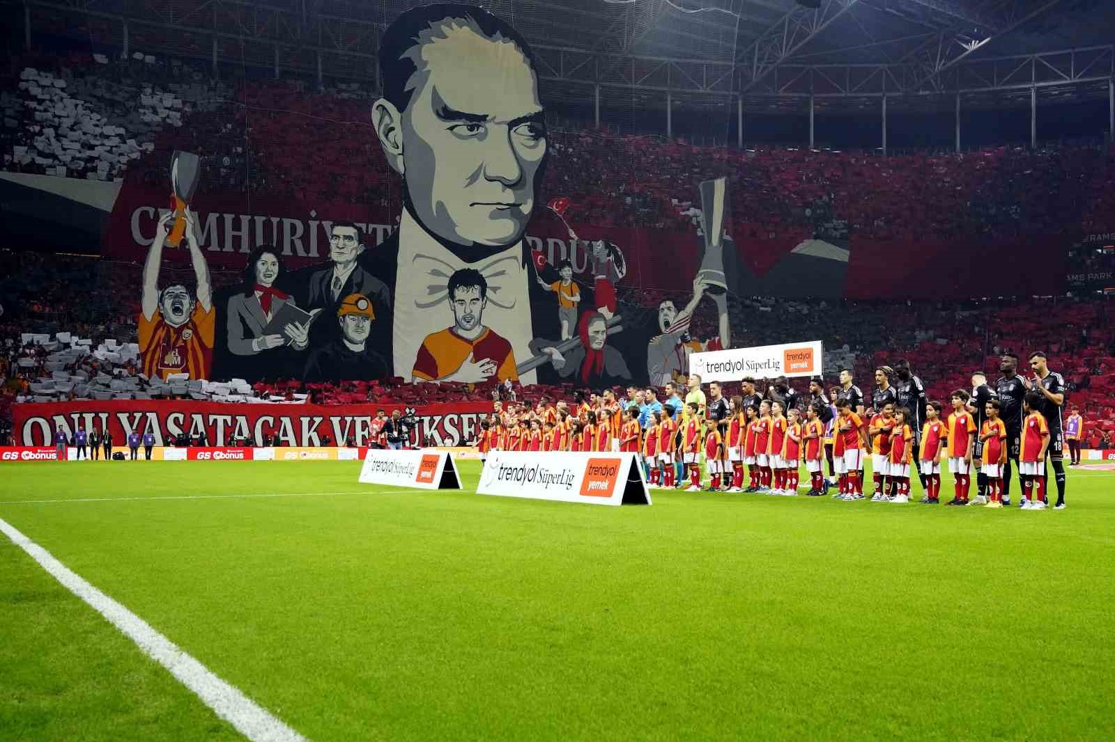 Galatasaray – Beşiktaş derbisini 50 bin 429 seyirci izledi