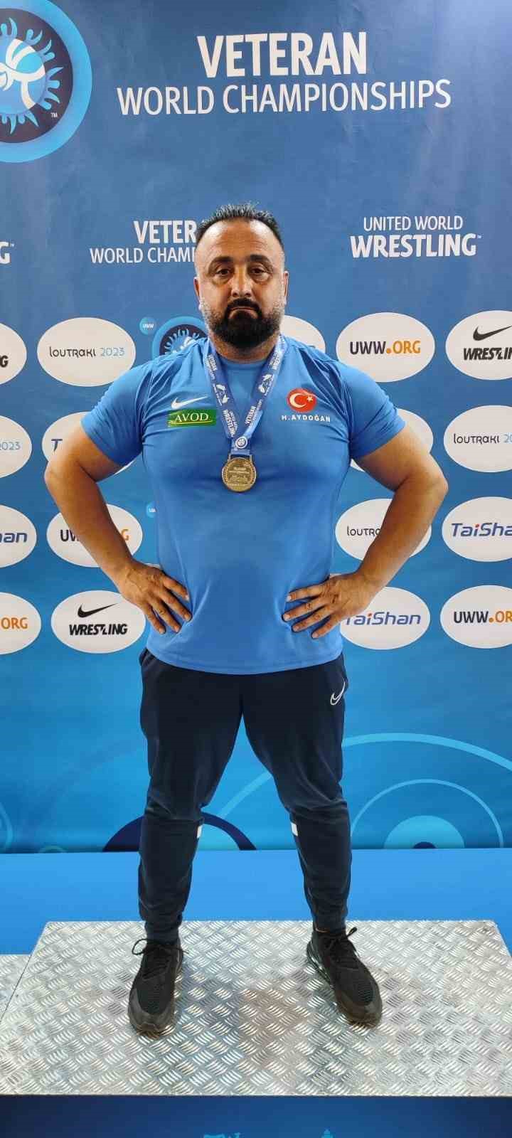 Afyonkarahisarlı milli güreşçi dünya 2’ncisi oldu