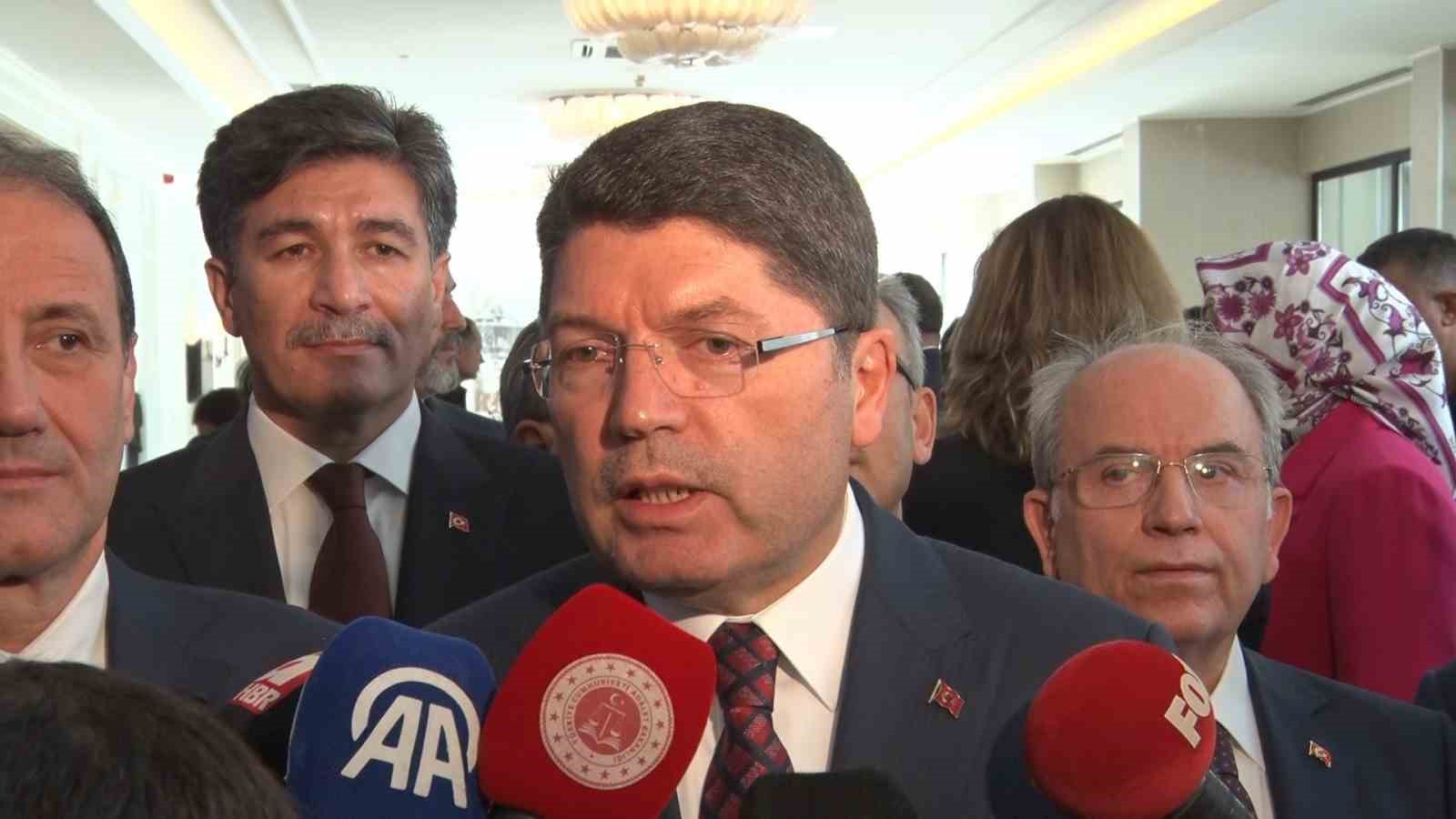 Bakan Tunç: “Yargı, her türlü suç şebekesinin üzerine gitmeye bundan sonra da devam edecektir”