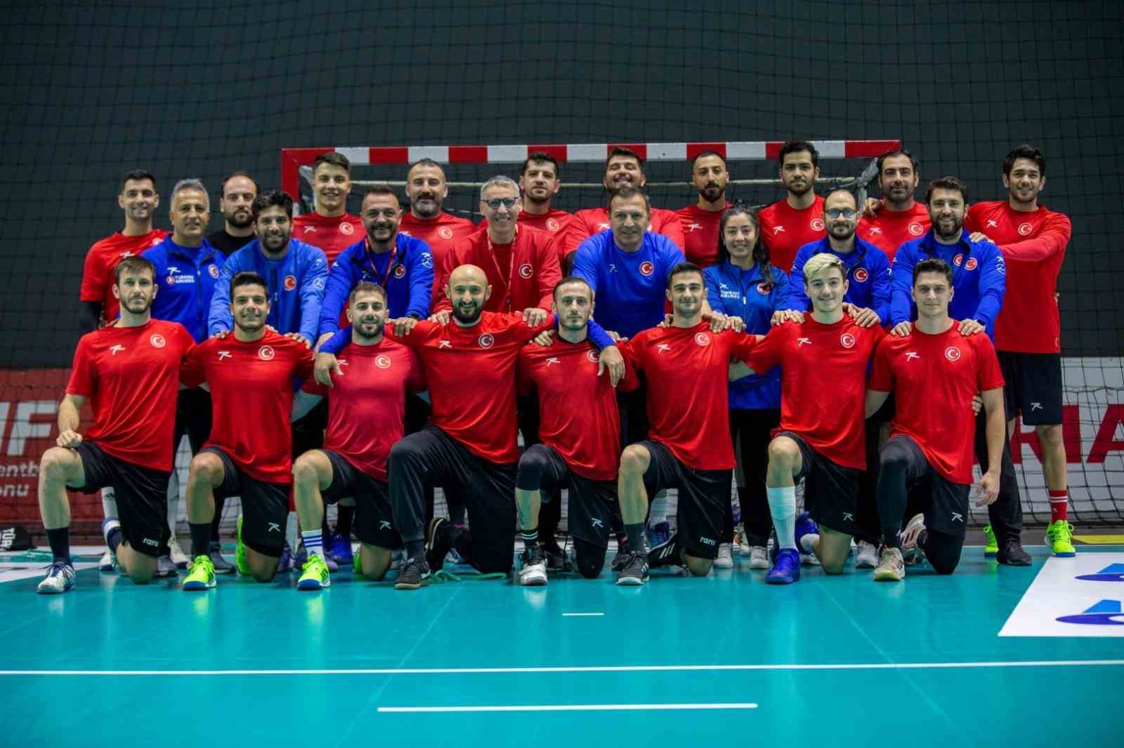 A Milli Erkek Hentbol Takımı’nda, İtalya maçı hazırlık kampı başladı