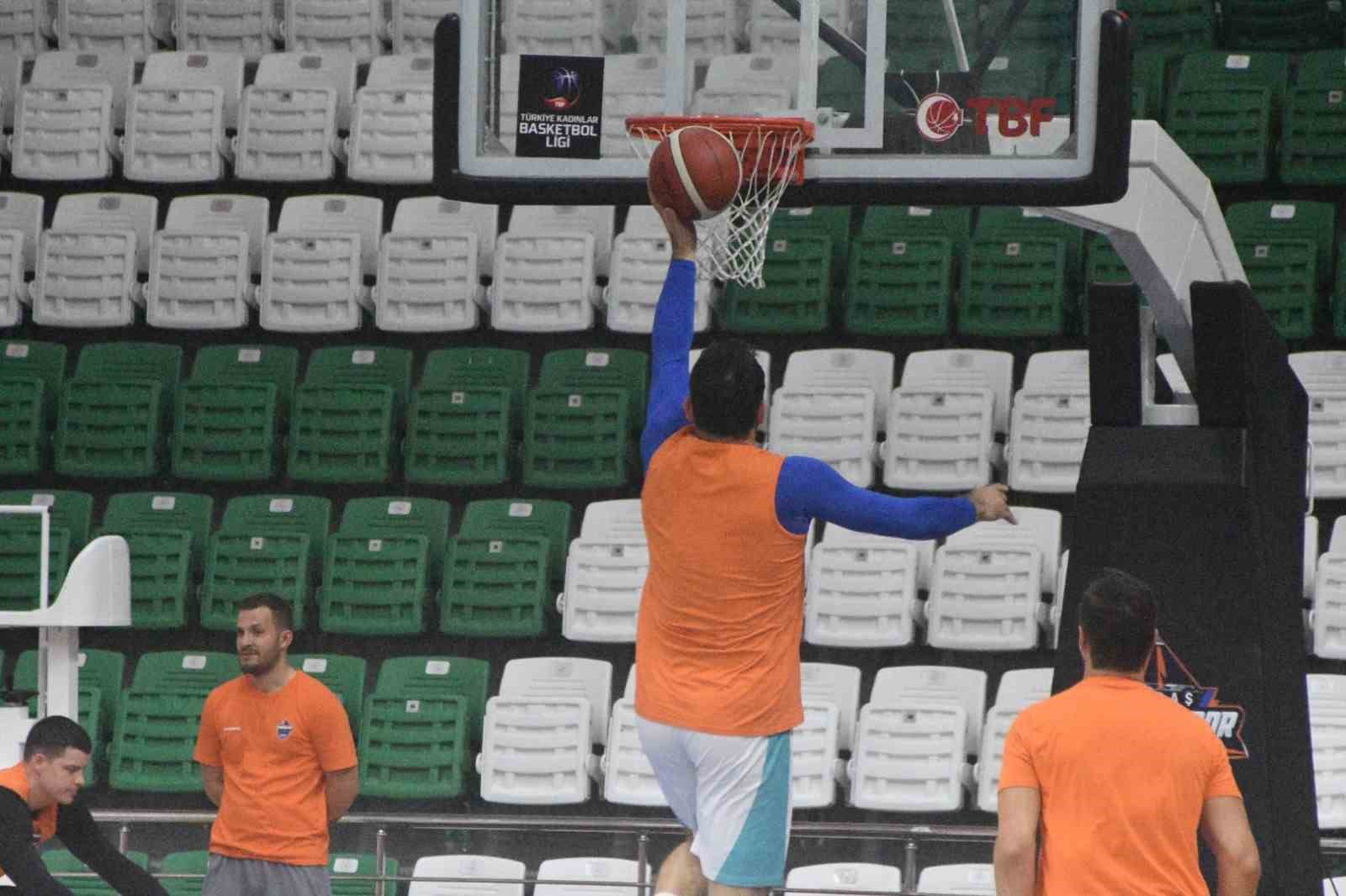 Ender Arslan: “Hedefim sıradaki maçı kazanmak, ondan sonra zaten hedef kendini belli eder”