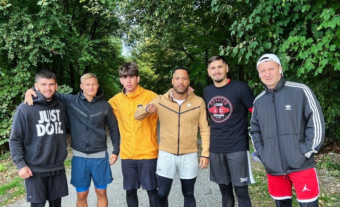 Emre Çukur, Alman rakibi Zachenhuber ile göz göze geldi