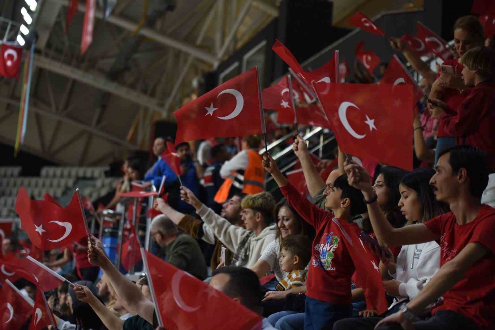 Manisa BBSK, 29 Ekim’de Ege derbisine çıkacak