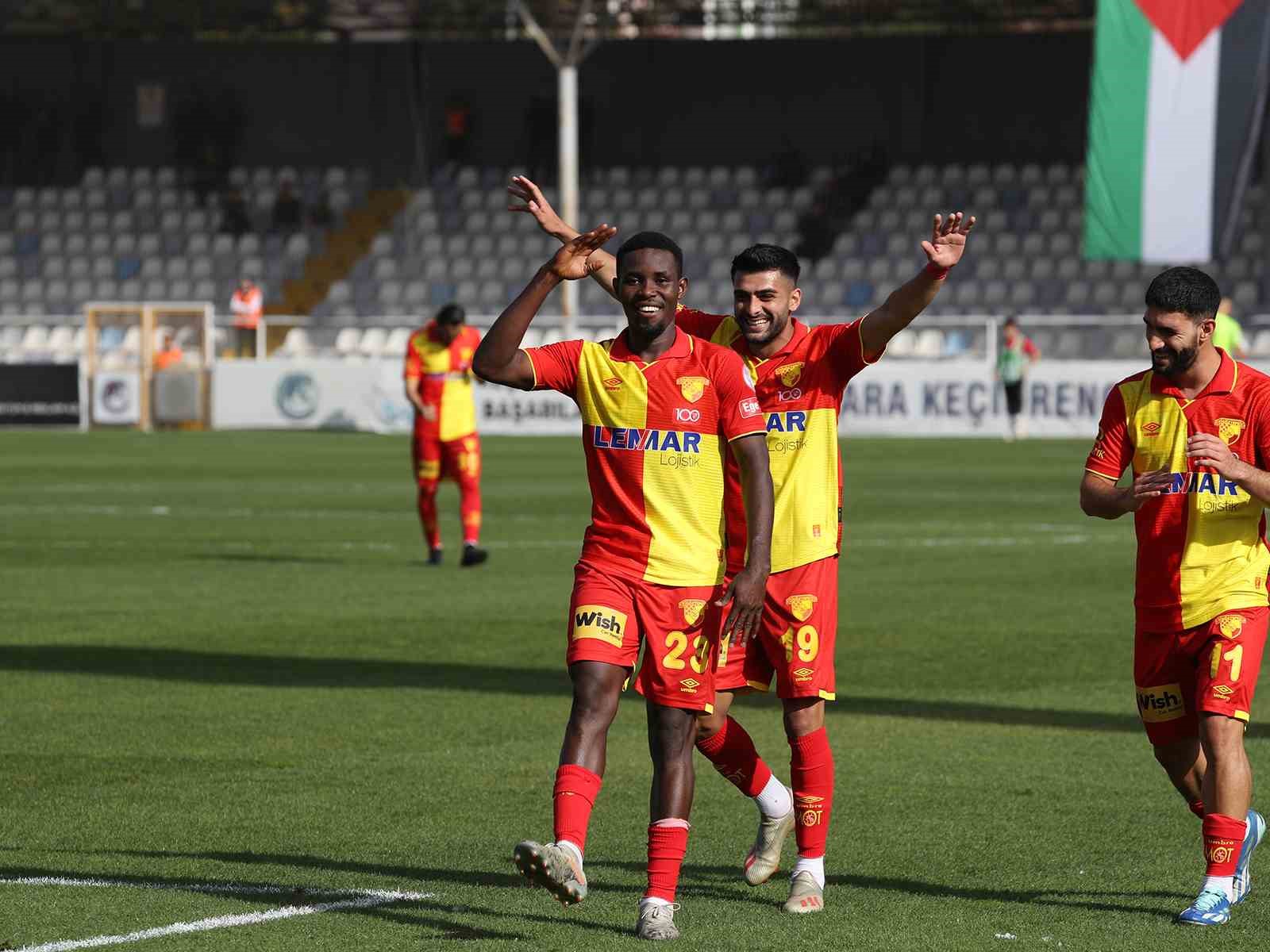 Göztepe’de Mamah çıkışa geçti