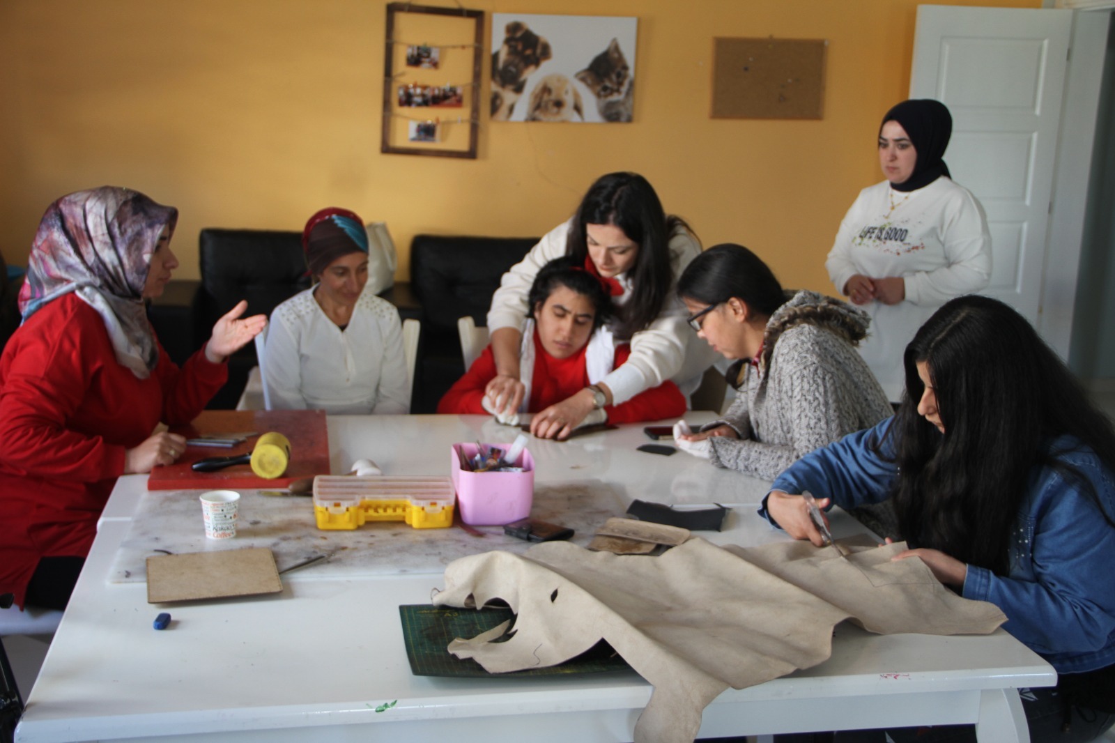 Gürpınar’da sanat engel tanımıyor